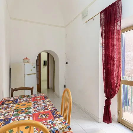 Apartament Zu Iano House